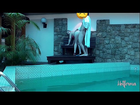 ❤️ Босс приглашает горничную в бассейн, но не устоял перед жарким ️ Видео ебли на нашем сайте sextoysformen.xyz ❌️❤